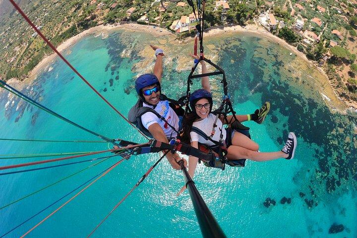 Tandem Paragliding Flight i Cefalù