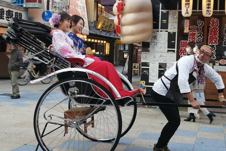 Promenade authentique en kimono et rickshaw unique à Osaka
