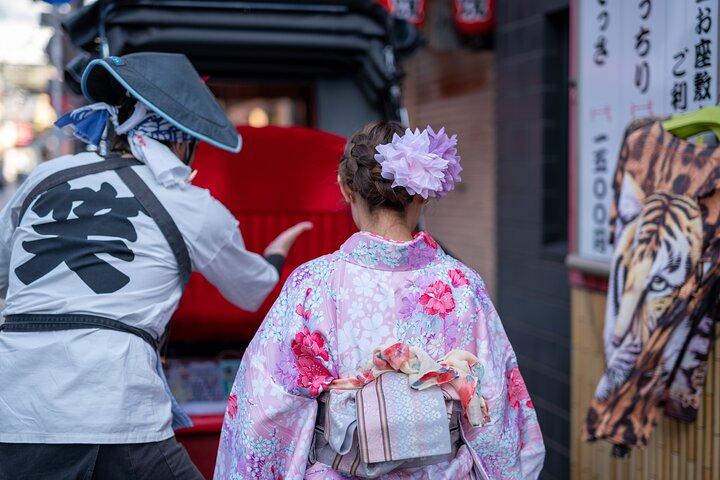 Promenade authentique en kimono et rickshaw unique à Osaka