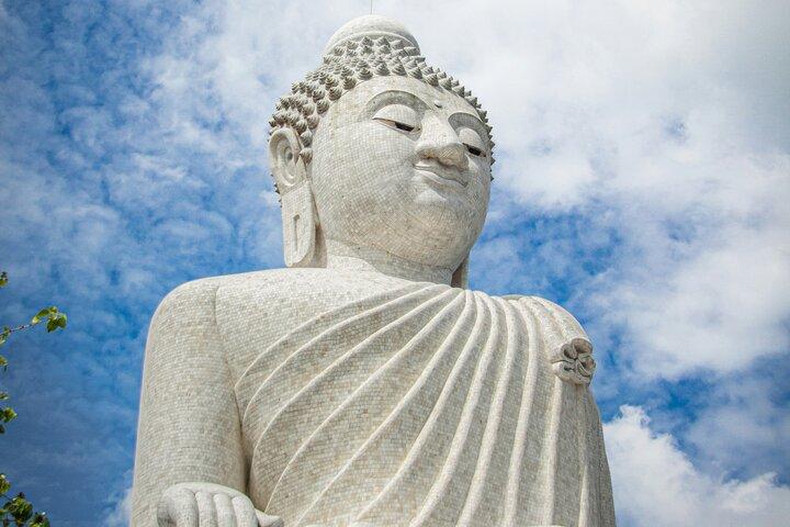 プーケット市内観光（大仏、ワットチャロン＆絶景ポイント）