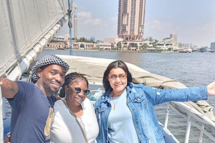 Nile Felucca al Cairo e Traditional Food Koshry dal Cairo o Giza hotel