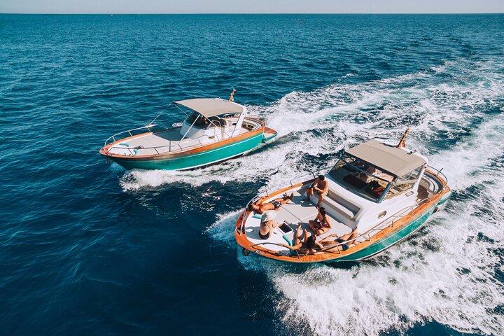 Excursion d'une journée en bateau à Ischia et Procida au départ de Naples