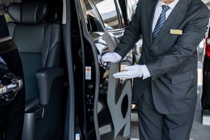 Tokyo ⇆ Narita Airport (NRT) Private Transfer | One-Way/Roundtrip