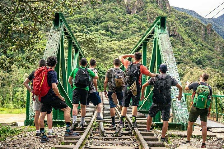Excursão de 4 dias de mountain bike + Machu Picchu em privado