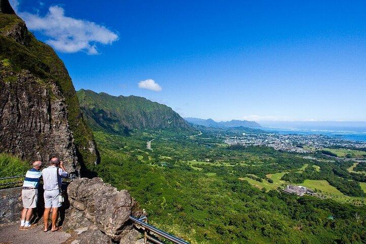 Oahu Circle Island Tour mit Waimea Valley Wasserfall