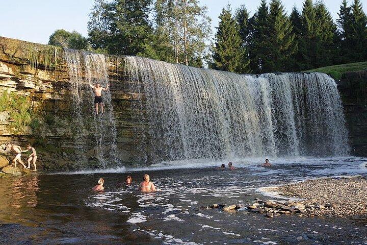 Jägala-Wasserfall und Picknick-Tour