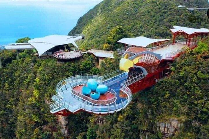 ランカウイ ケーブル カーとスカイ ブリッジ (イーグル ネスト スカイウォークを含む)