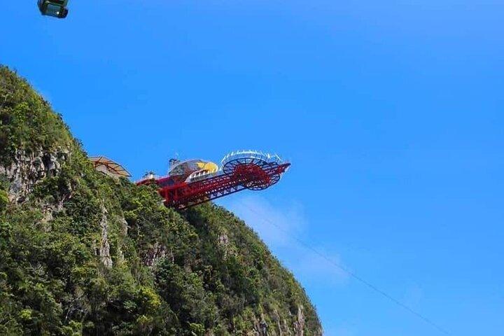 ランカウイ ケーブル カーとスカイ ブリッジ (イーグル ネスト スカイウォークを含む)