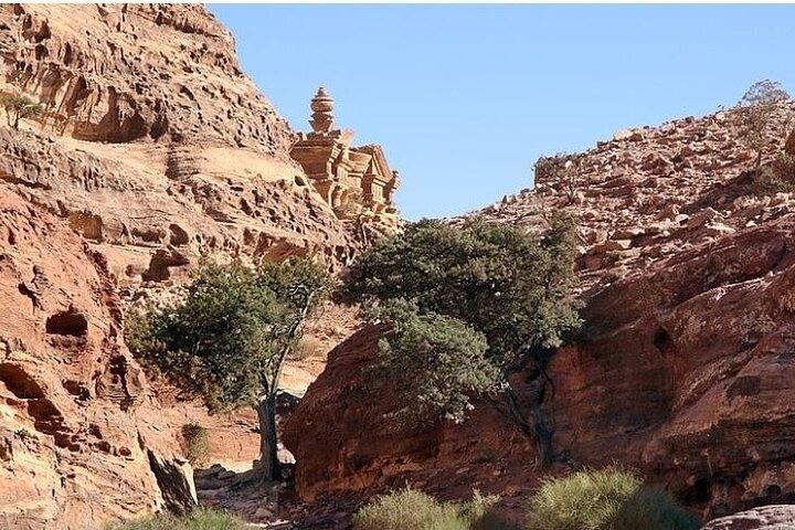 Private Petra Monastery Hike via Back Trail with Local Guide