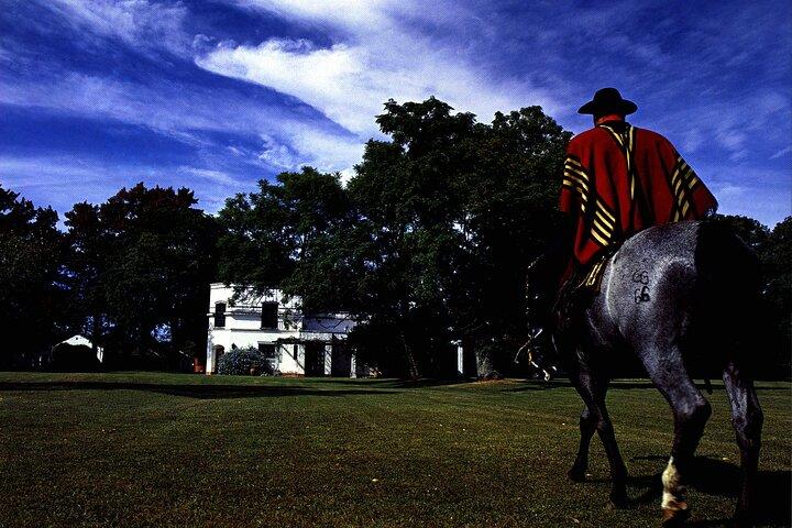 Tour Gaucho en San Antonio de Areco y Auténtica Estancia