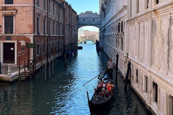 Venice Small Group Tour with Exclusive Entry to St Mark Basilica