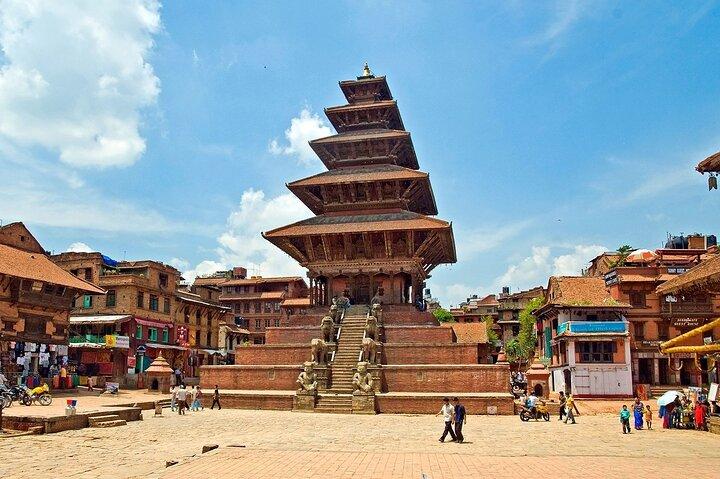 Kathmandu Heritage Tour: Bhaktapur, Pashupatinath & Boudhanath