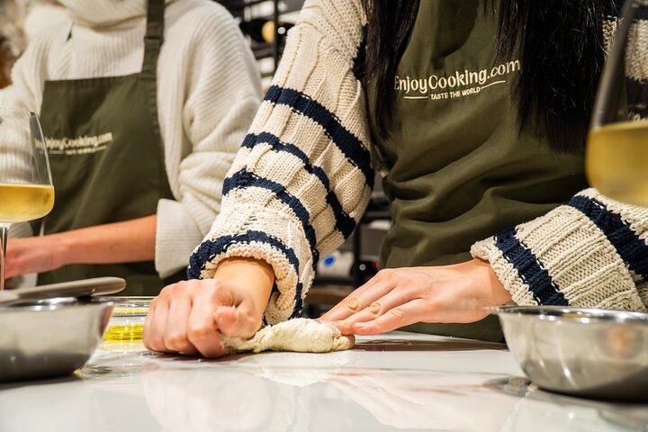 Corso di Pizza Romana, Supplì & Gelato con Vino vicino al Colosseo