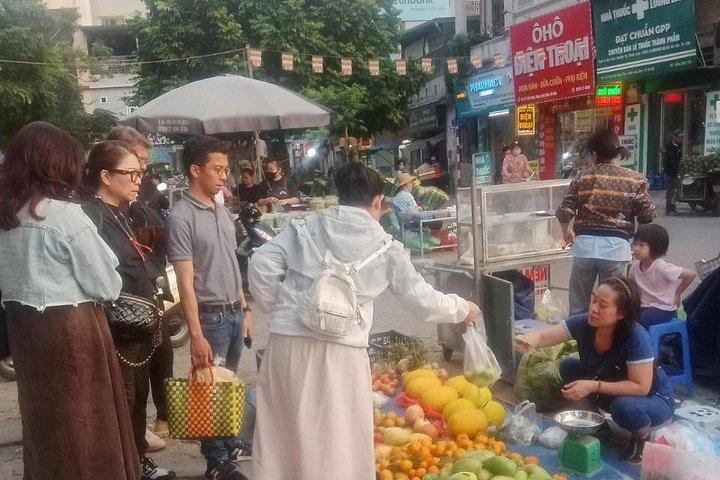 Hanoi Cooking Class- Free Train Street