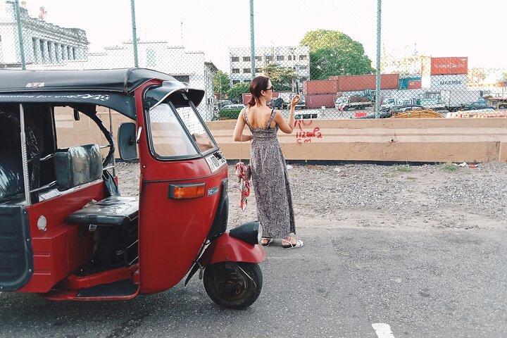 Serviço de coleta e entrega no hotel Colombo Tuk Tuk City Tour