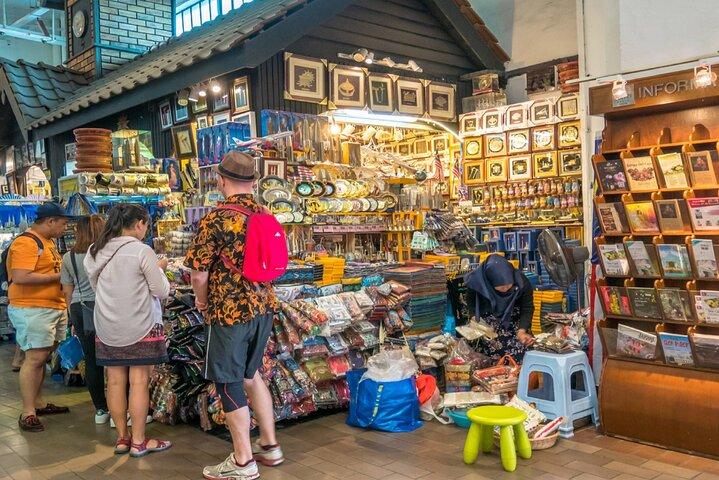 Private Nachtmarkt- und Food-Tour in Kuala Lumpur