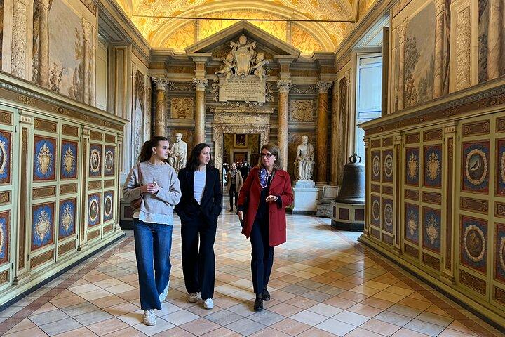 Vatican Museums Alone: VIP Early Entry or After-Hours Guided Tour