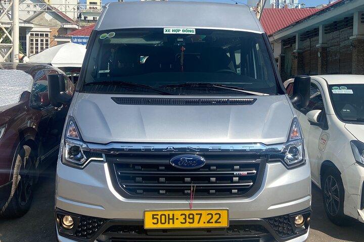 Minivan 16s : HO CHI MINH AIRPORT  HOTEL (einfache Fahrt)