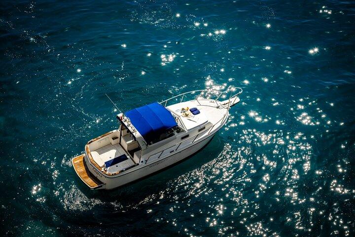 Passeio de barco privado para Capri saindo de Positano