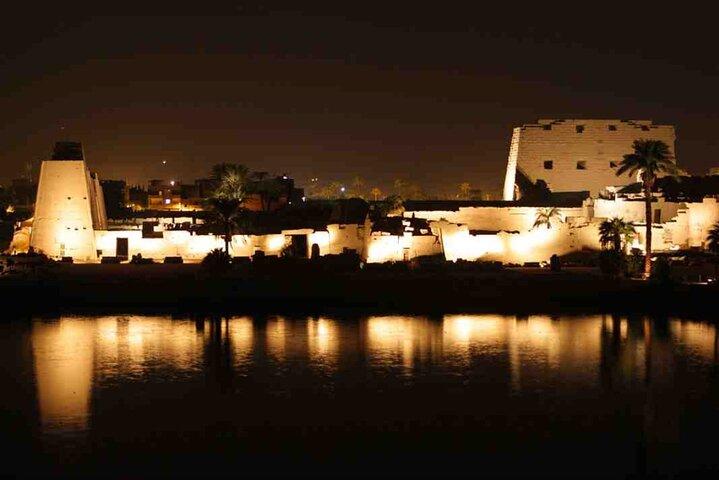 Geluids- en lichtshow bij Karnak Tempel van Luxor