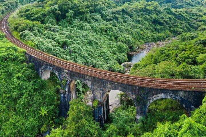 Sightseeing Heritage Train Tour: Hue to Da Nang or Da Nang to Hue
