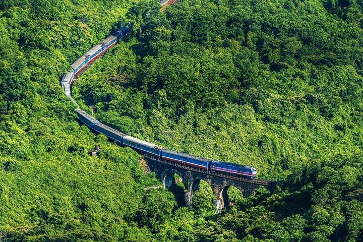 Sightseeing Heritage Train Tour: Hue to Da Nang or Da Nang to Hue
