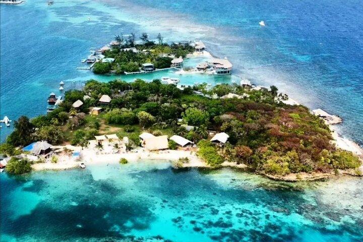 Hotels in der Nähe von Roatan Brady's Cay Private Island All Inclusive, Sloth & Monkeys