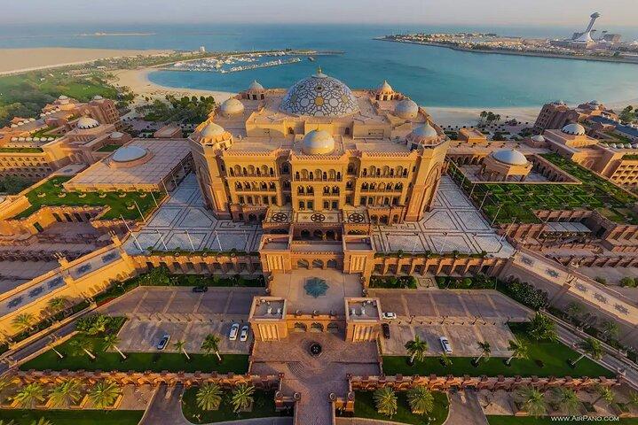 Abu Dhabi City Tour with Optional Louvre Museum Visit