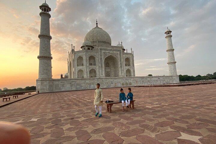 Guida e trasporto Saltafila Taj mahal