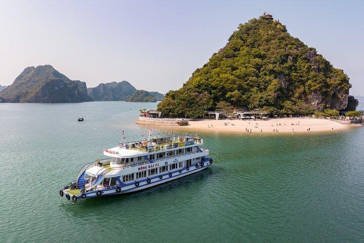 Tour di un giorno di lusso della crociera Dragon King ad Halong da Hanoi Transfer