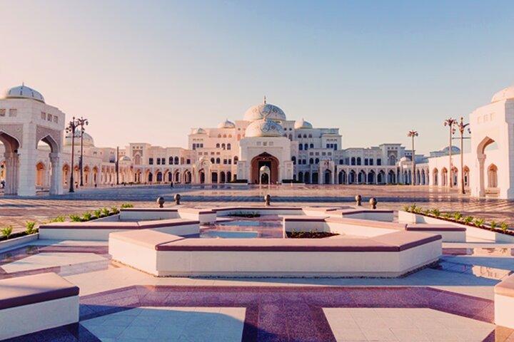 Abu Dhabi City Tour med Qasr Al Watan i privat bil
