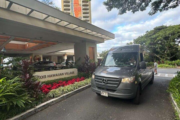 Traslado compartido para llegadas: aeropuerto de Honolulú al hotel o terminal de cruceros