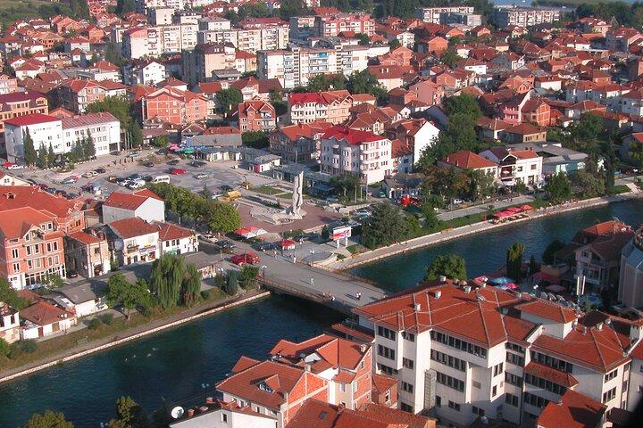 Au départ d'Ohrid : Excursion d'une journée à Kalishta, Struga et Vevchani
