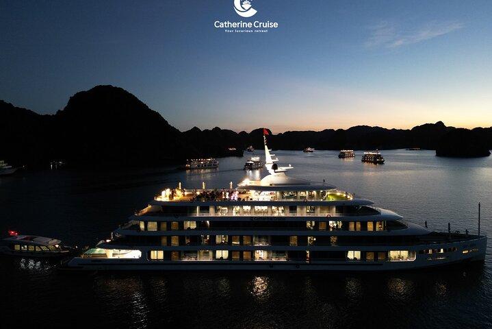 Catherine Cruise Halong Bay 3Day/2Nigh 6 Star Cruise