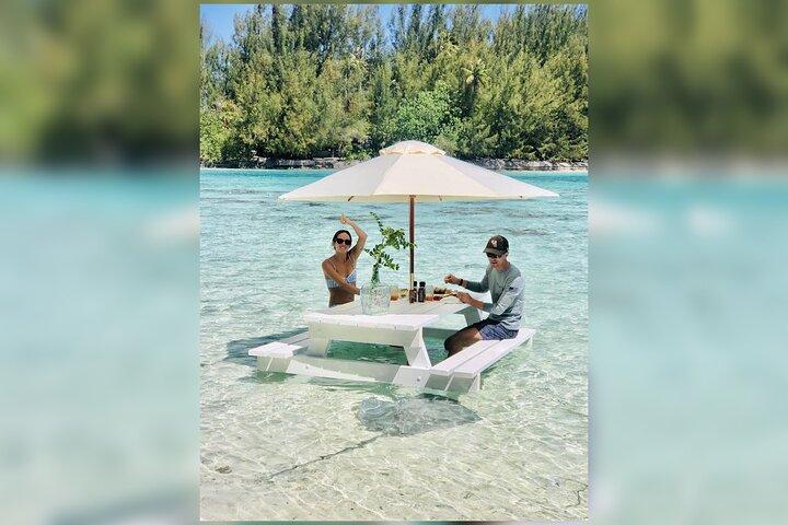 Passeio pela Lagoa + almoço com os pés na água em um Motu
