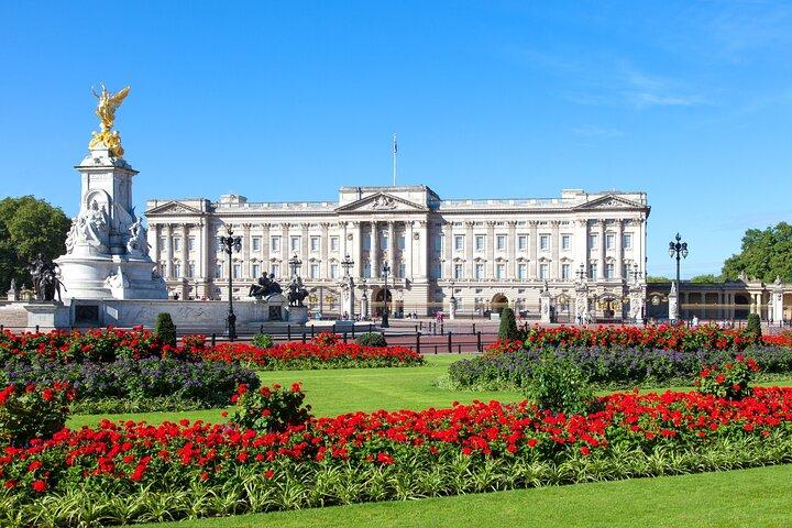 Excursão a pé real guiada exclusiva com ingressos para o Palácio de Buckingham