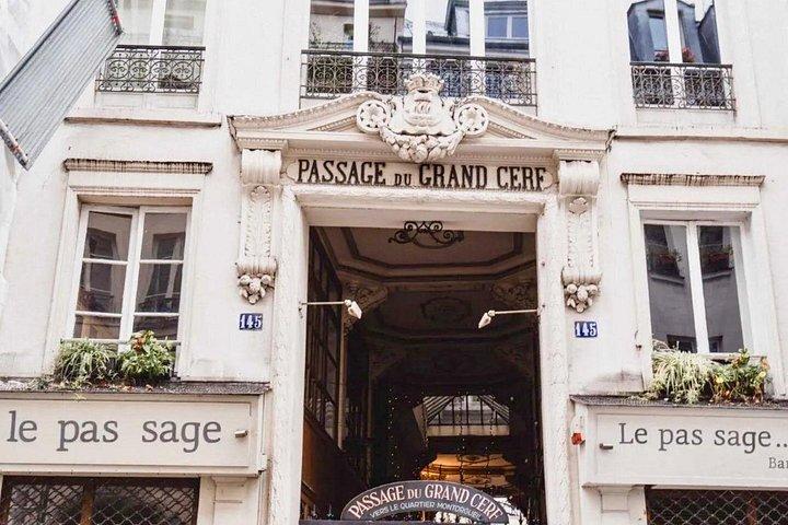 Paris 10+ Highlights: Montmartre & Arc Rooftop Entry