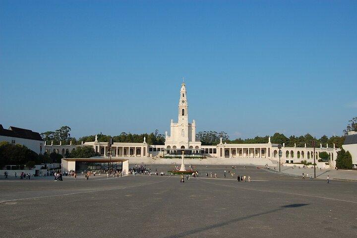 Private Half Day Tour to Fátima