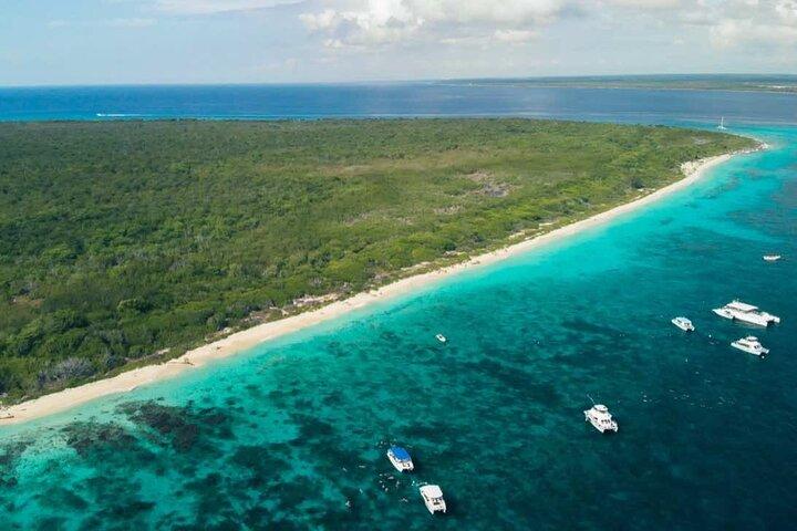 Excursion to Catalina Island and Snorkeling from Punta Cana