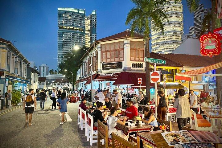 新しい！シンガポール市の中心部を巡る体験型ナイトウォーク