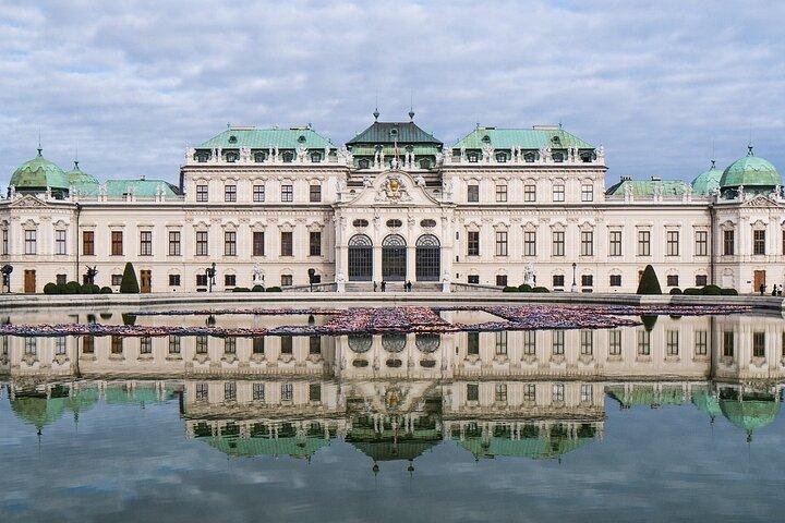 ウィーンの 4 時間のプライベート ツアー (車で最大 6 名様まで)