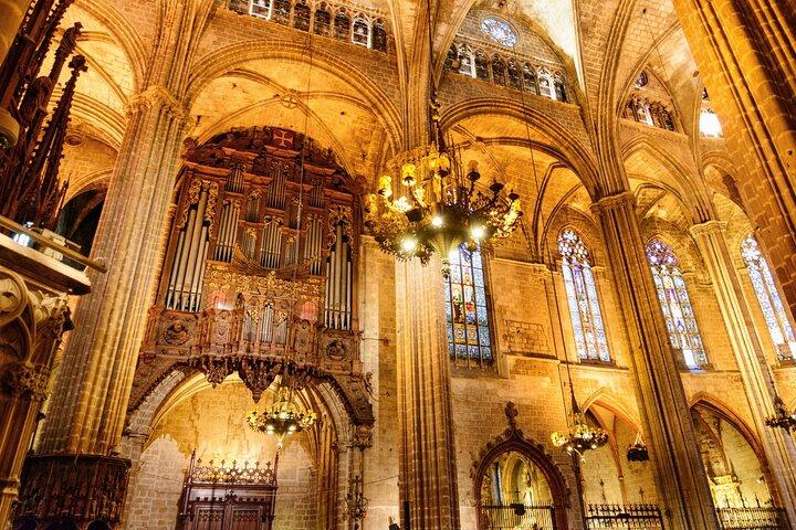 Cattedrale di Barcellona: biglietto, tour, terrazza e VR