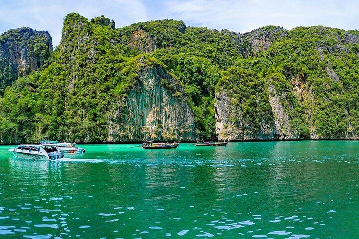Excursão de mergulho com snorkel nas Ilhas Phi Phi e Ilhas Khai em lancha saindo de Phuket