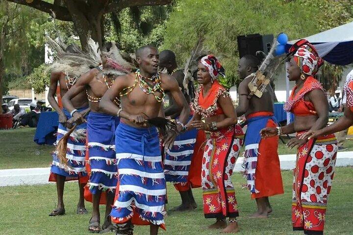 Nairobi National Park Beads Center Bomas and Dinner Carnivore
