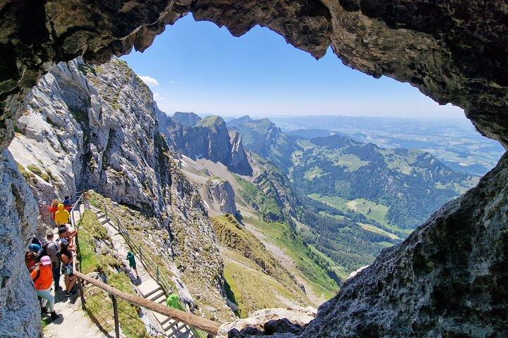 Cumbre del Monte Pilato desde Lucerna con crucero por el lago