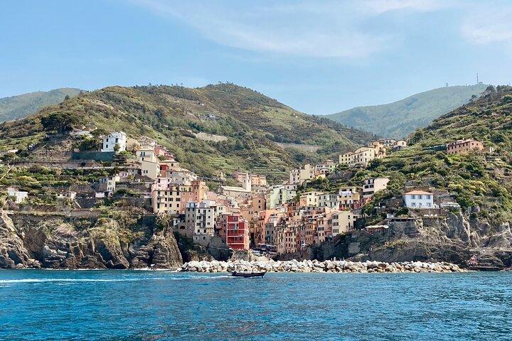 Pisa e Le Cinque Terre dal Porto di Livorno