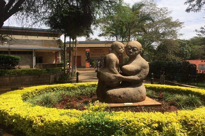 Visite guidée d'une journée du musée national de Nairobi et du parc aux serpents