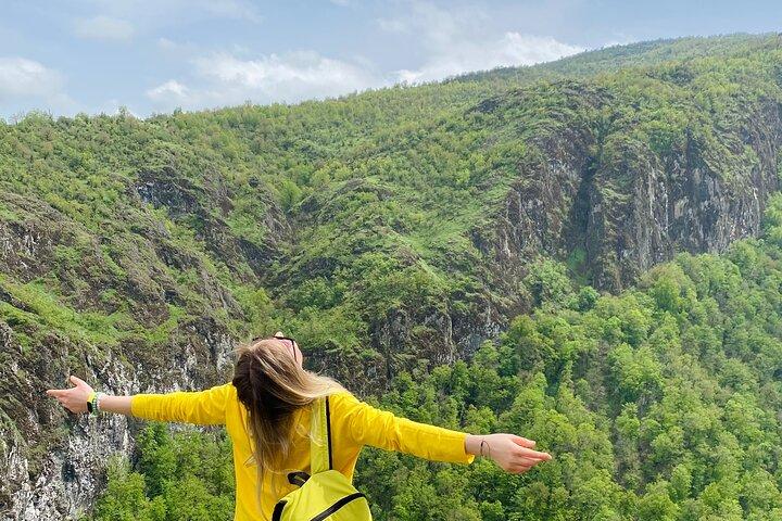 Vandring til Mystic Nisagala Canyon