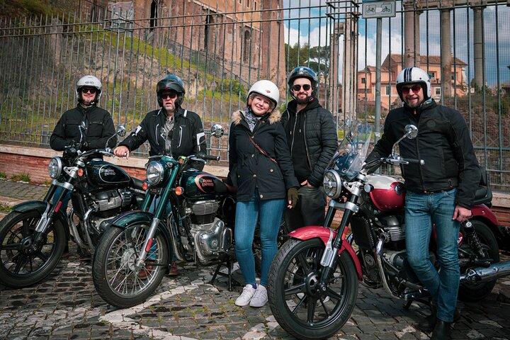 3 Hour Private Tour of Rome by Motorcycle