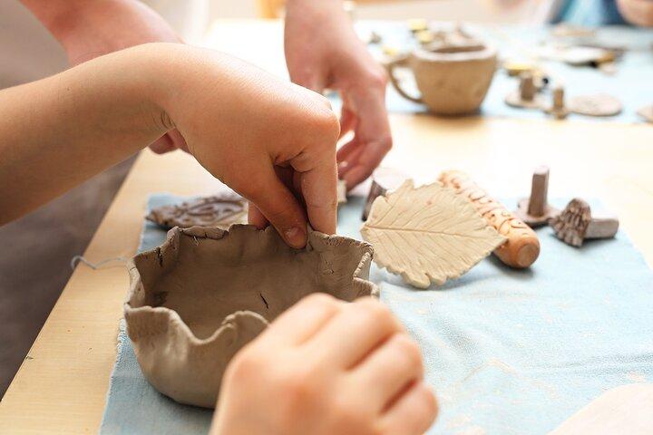 Introduktion til Wild Clay/Earthenware Pottery Workshop